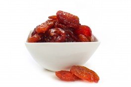 Слива сушеная красная